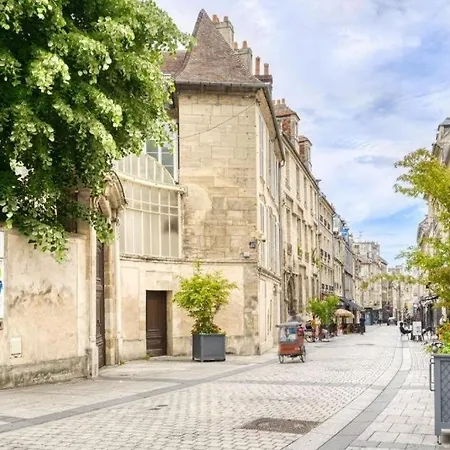 Au Coeur Du Centre Historique Apartment Caen Exterior photo